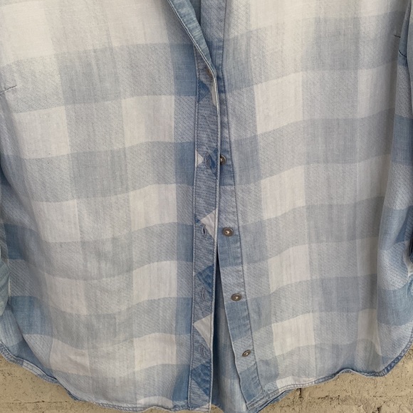 Cloth & Stone Plaid Button Down Top. Size S - Picture 3 of 7